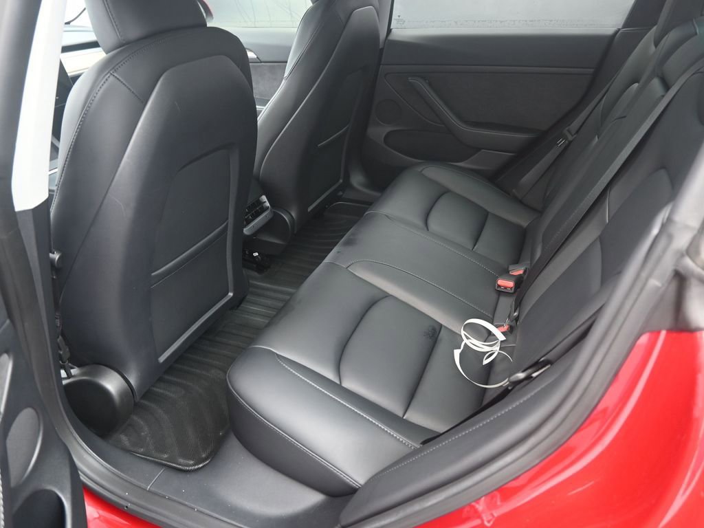 Used 2023 Tesla Model 3 Standard Range image 17