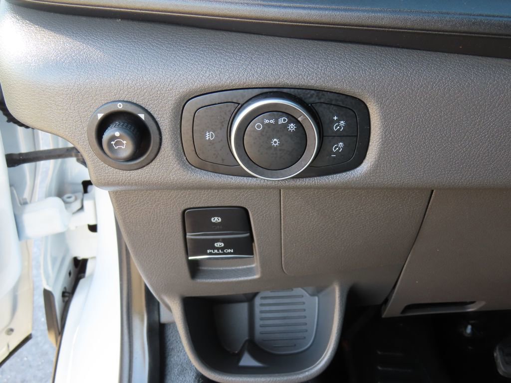 Used 2024 Ford Transit 250 Low Roof w/ Exterior Upgrade Package RWD image 8
