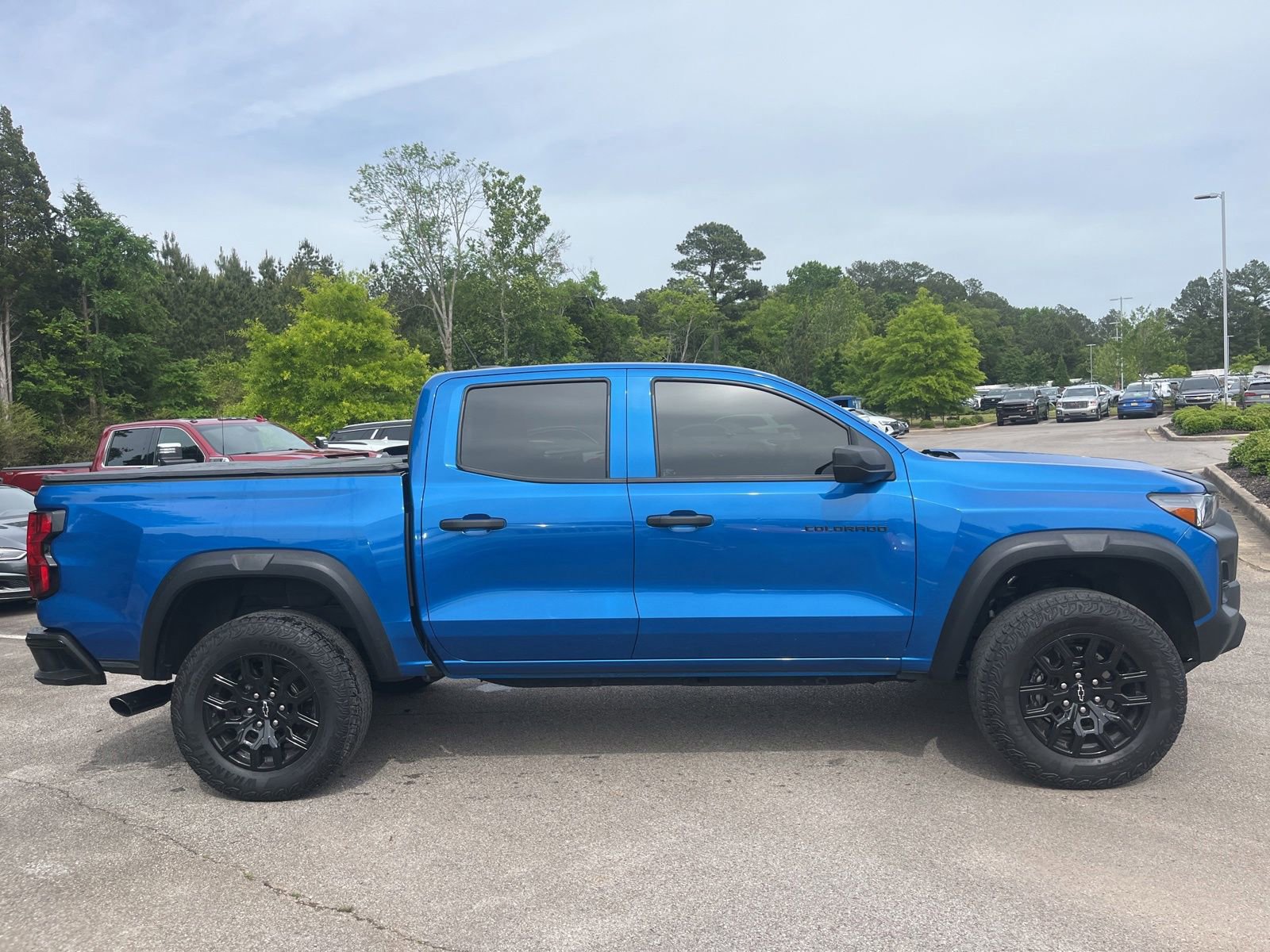Used 2023 Chevrolet Colorado Trail Boss w/ LPO, Skid Plate Package AWD/4WD image 3
