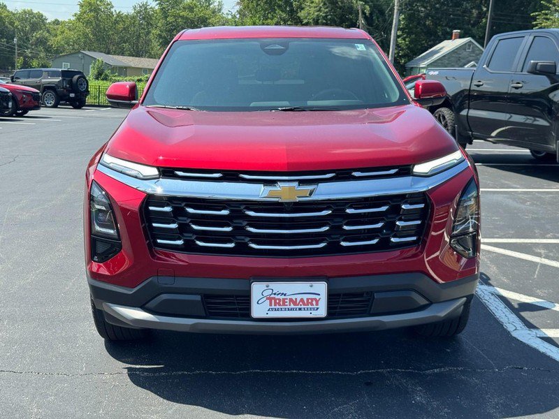 Used 2026 Chevrolet Equinox LT AWD/4WD image 9