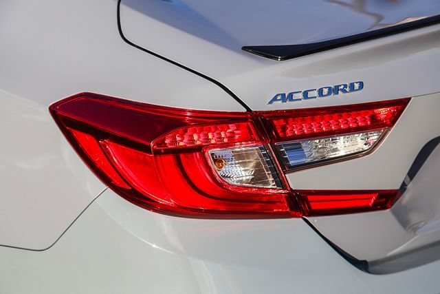 Used 2022 Honda Accord Sport image 10