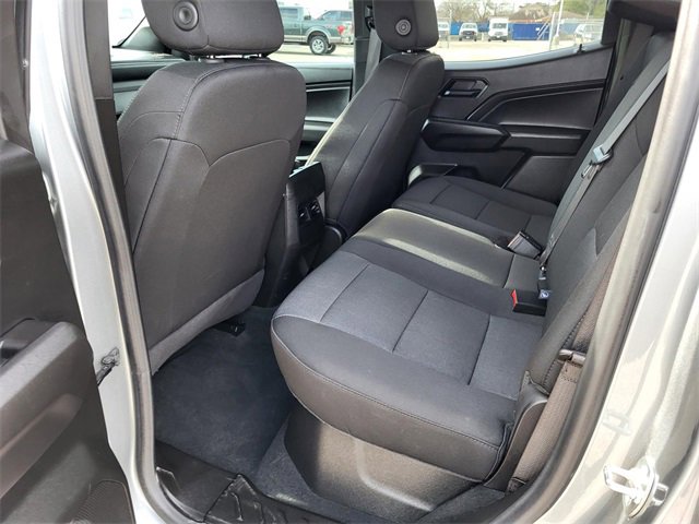 Used 2025 Chevrolet Colorado W/T image 18