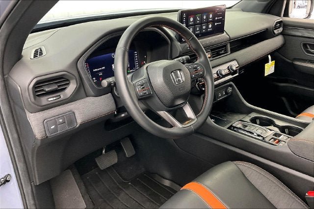 Certified 2026 Honda Passport TrailSport image 17