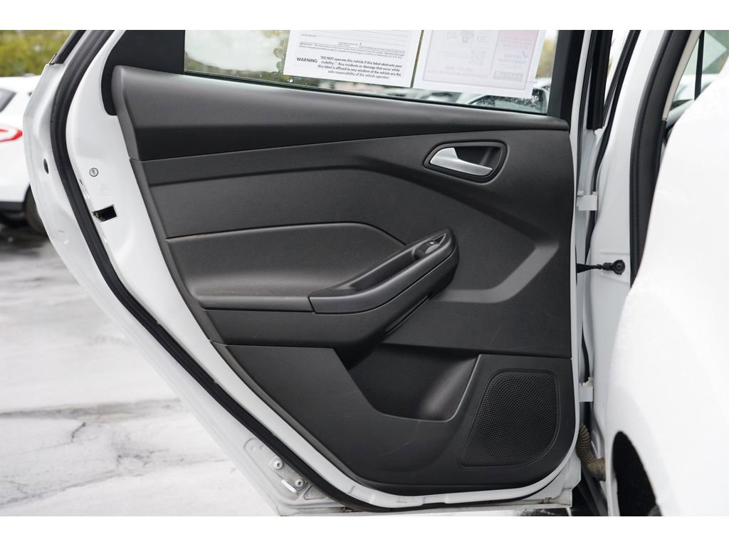 Used 2017 Ford Focus SE image 19