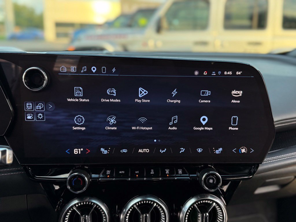 Used 2024 Chevrolet Blazer EV LT AWD/4WD image 19