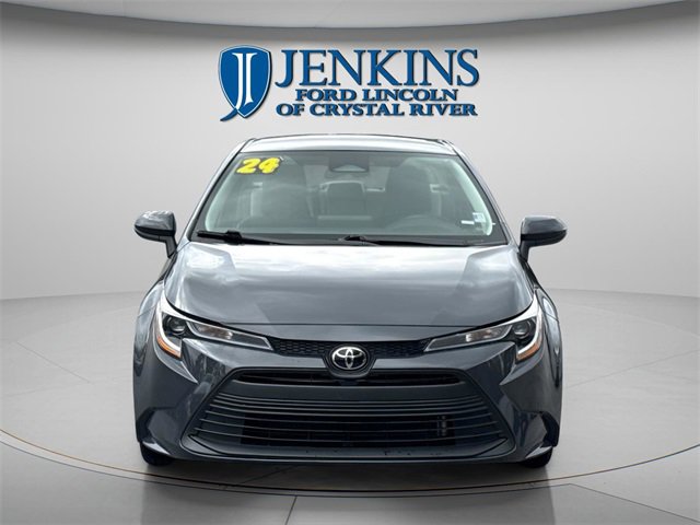 Used 2024 Toyota Corolla LE image 3