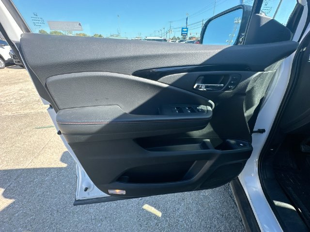 Used 2023 Honda Ridgeline Black Edition image 33