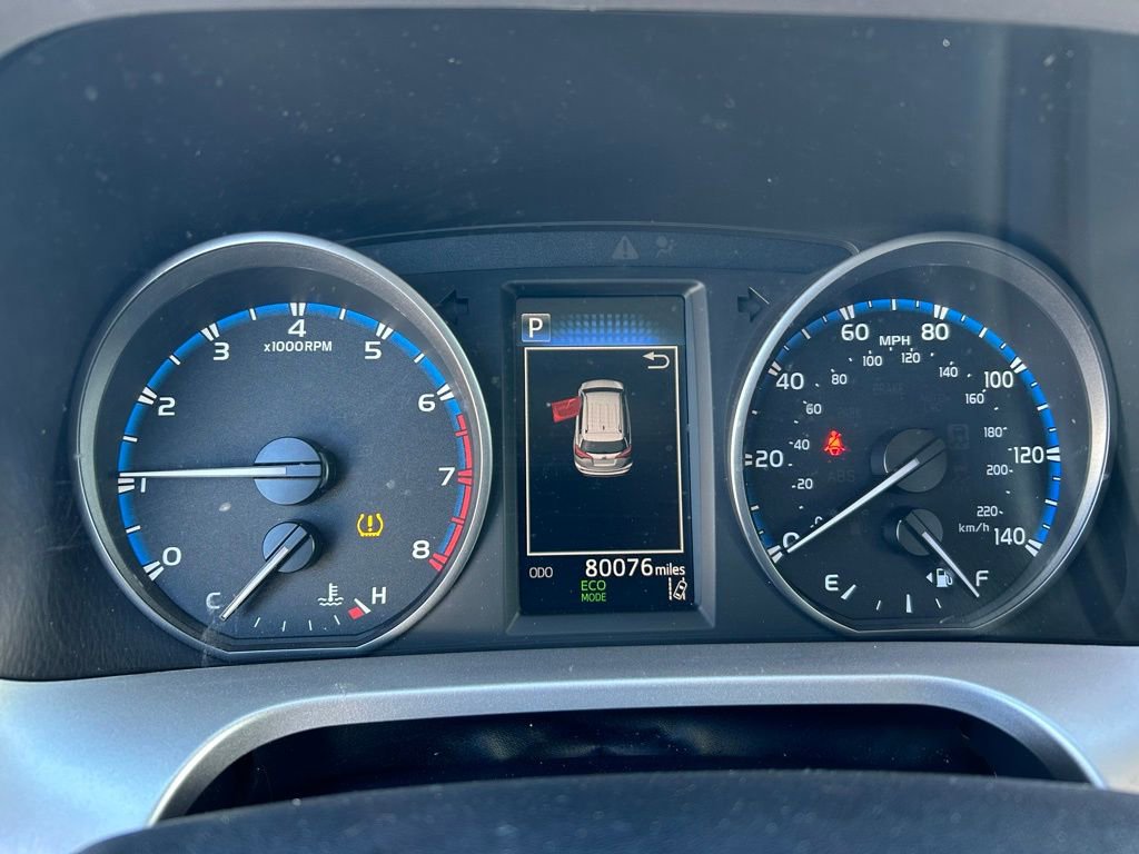 Used 2017 Toyota RAV4 XLE image 14