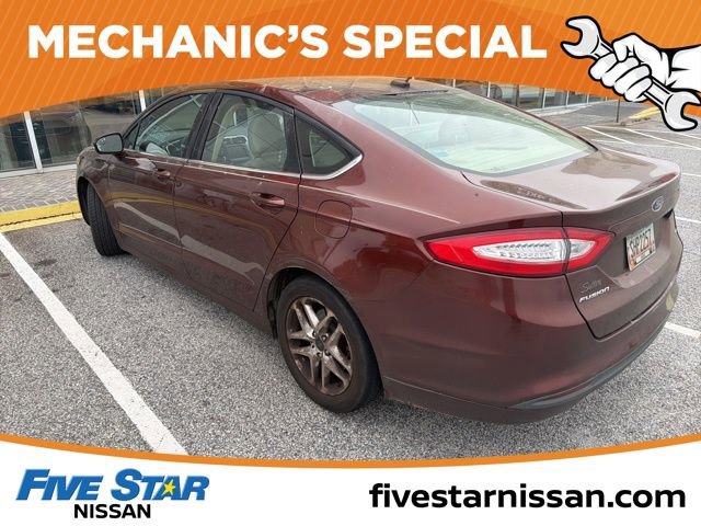 Used 2016 Ford Fusion SE image 8