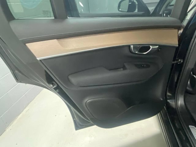 Used 2026 Volvo XC90 B6 Plus AWD/4WD image 8