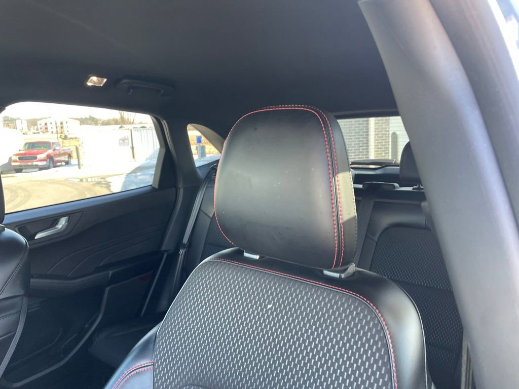 Used 2024 Ford Escape ST-Line image 22