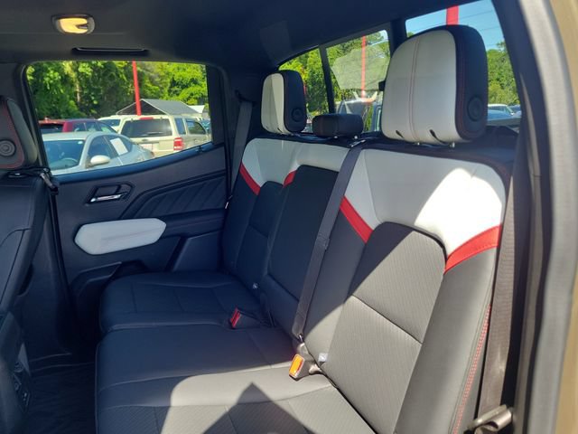 Used 2024 GMC Canyon AT4X AWD/4WD image 10