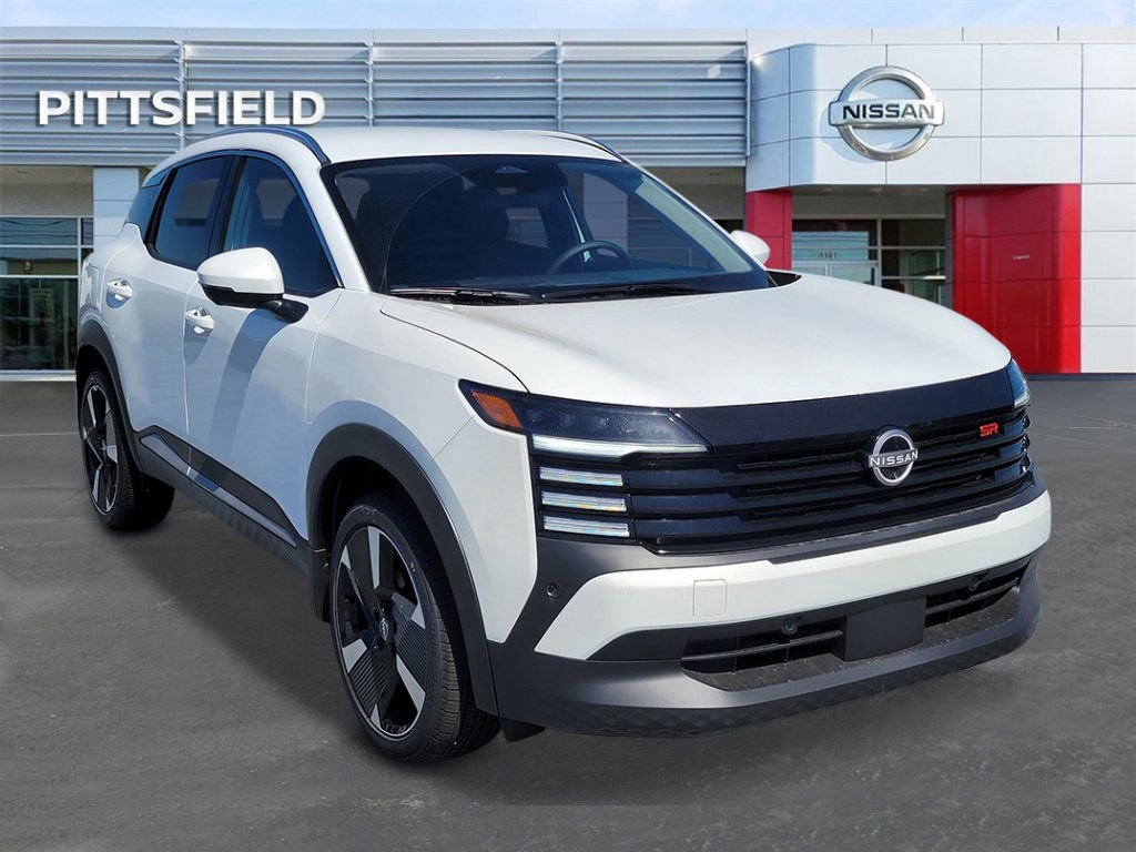 New 2025 Nissan Kicks SR image 1