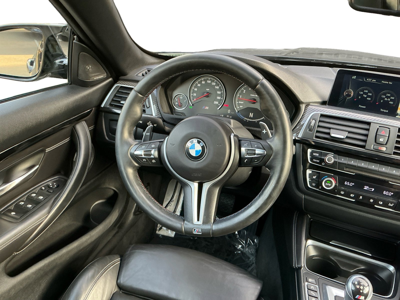 Used 2016 BMW M4 Convertible image 9