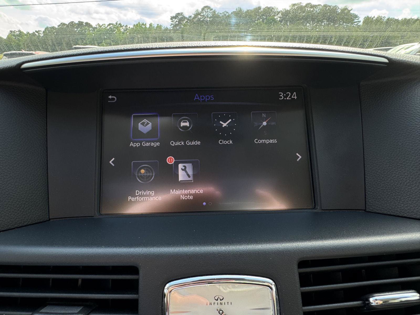 Used 2018 INFINITI Q70 Luxe RWD image 22
