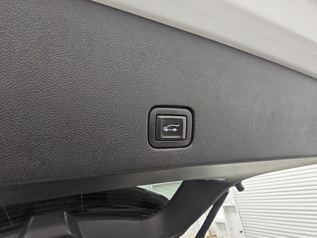 Used 2021 Cadillac XT6 Premium Luxury FWD image 38