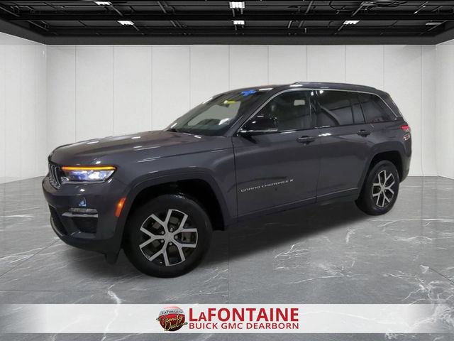 Used 2023 Jeep Grand Cherokee Limited image 1