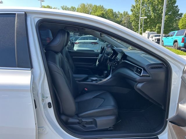 Used 2022 Toyota Camry SE FWD image 17