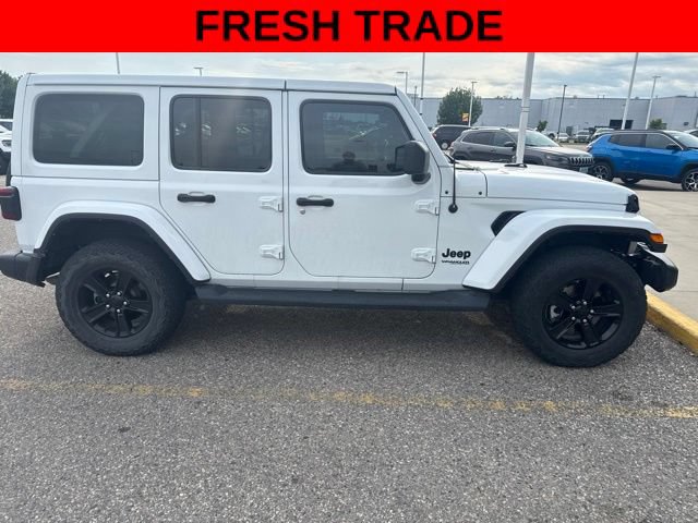 Used 2022 Jeep Wrangler Unlimited Sahara AWD/4WD image 2