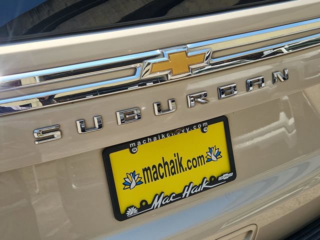 Used 2023 Chevrolet Suburban LT w/ LT Signature Plus Package RWD image 33