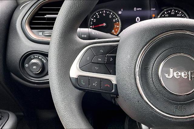 Used 2023 Jeep Renegade Latitude AWD/4WD image 17
