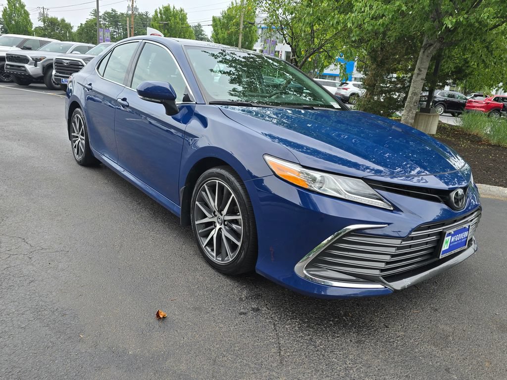 Used 2023 Toyota Camry XLE w/ Cold Weather Package AWD/4WD image 11