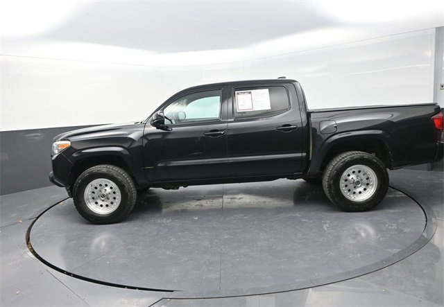 Used 2020 Toyota Tacoma SR image 4