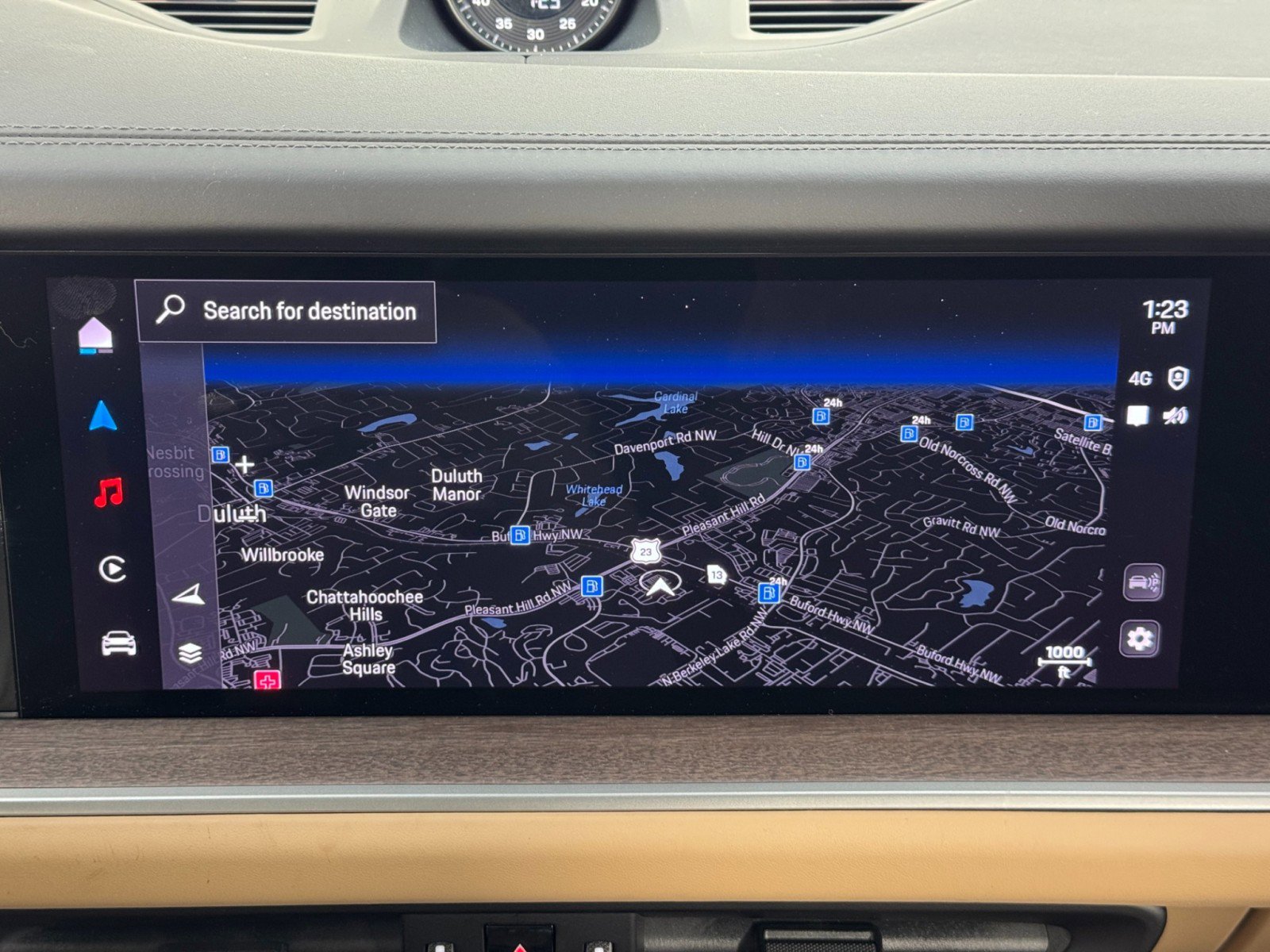 Used 2025 Porsche Cayenne E-Hybrid image 25