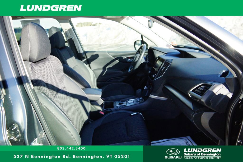 Certified 2023 Subaru Forester Premium AWD/4WD image 9