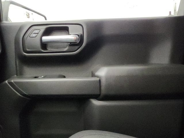 Used 2026 Chevrolet Silverado 1500 Custom RWD image 57