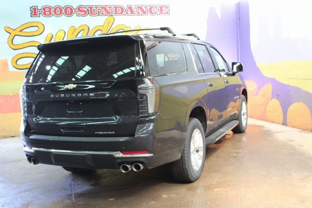 New 2025 Chevrolet Suburban Premier image 8