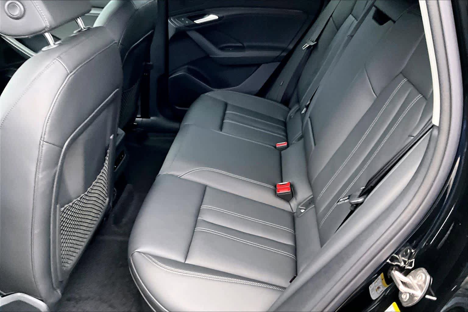 New 2025 Audi Q6 e-tron Premium AWD/4WD image 19