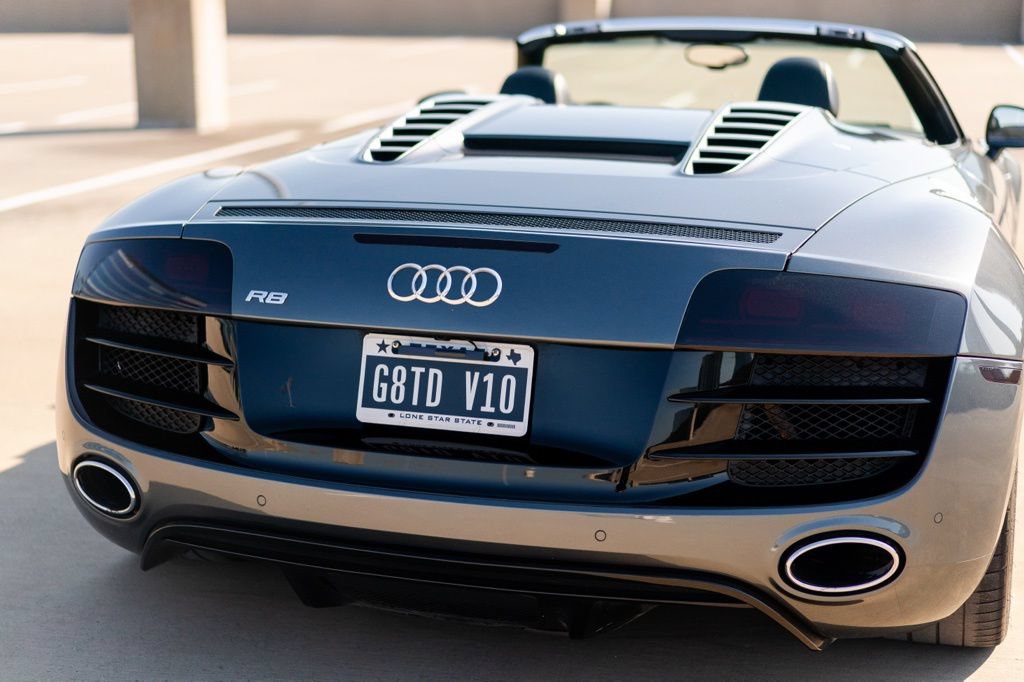 Used 2012 Audi R8 V10 AWD/4WD image 6