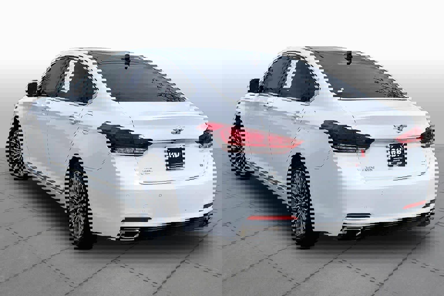 Used 2016 Hyundai Genesis 3.8 w/ Option Group 04 RWD image 11