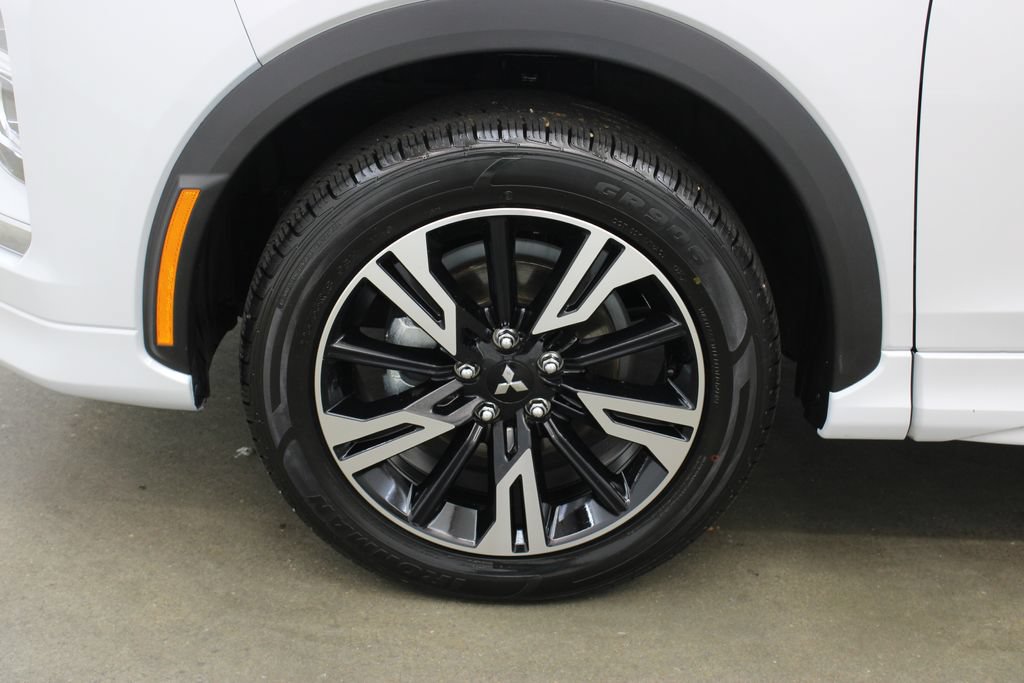 Used 2025 Mitsubishi Eclipse Cross SEL AWD/4WD image 27
