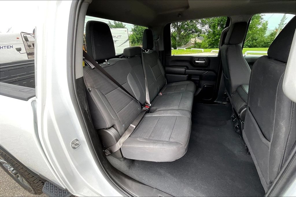 Used 2025 Chevrolet Silverado 2500 Custom w/ Custom Value Package AWD/4WD image 23