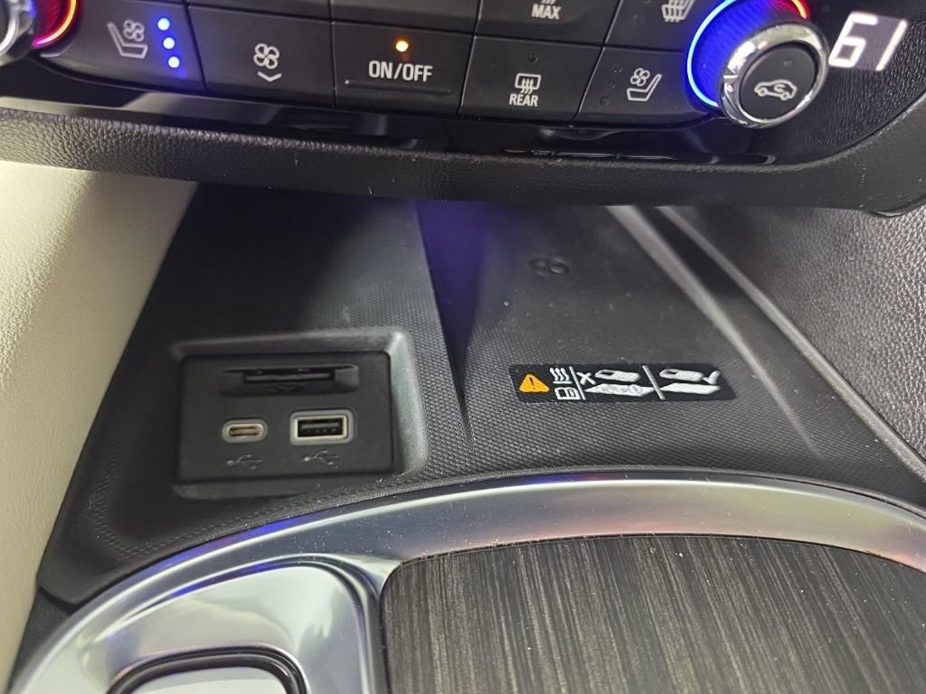 Used 2022 Buick Enclave Avenir w/ Avenir Technology Package AWD/4WD image 21