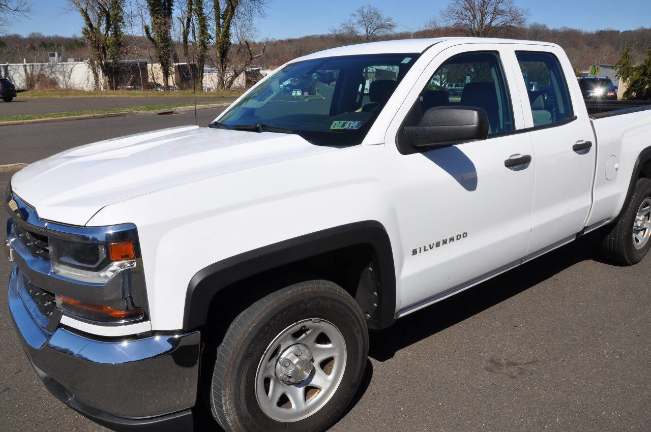 Used 2016 Chevrolet Silverado 1500 W/T RWD image 3