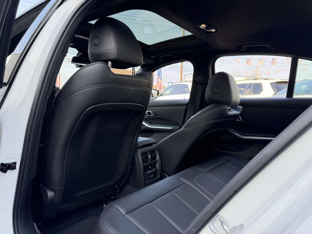 Used 2026 BMW M340i RWD image 19