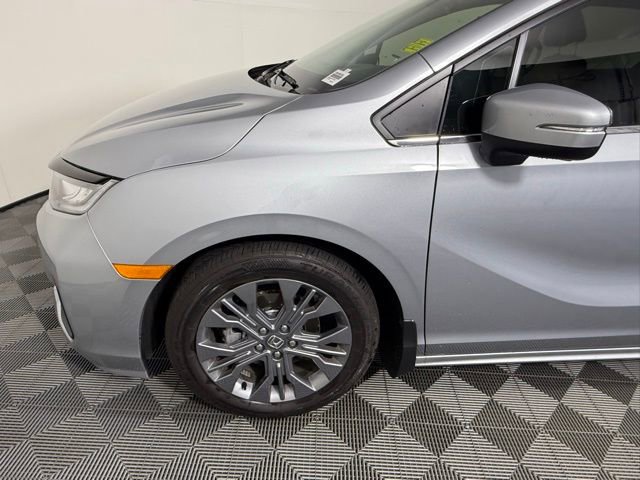 Used 2026 Honda Odyssey Touring image 12