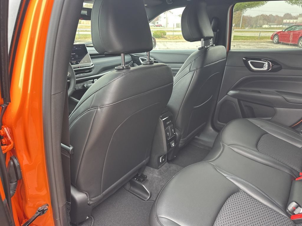 New 2026 Jeep Compass Latitude AWD/4WD image 41