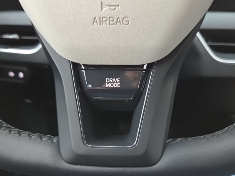 New 2026 Kia K4 GT-Line FWD image 32