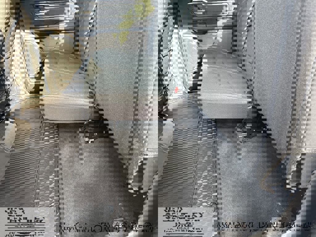 Used 2023 RAM 1500 Big Horn AWD/4WD image 16