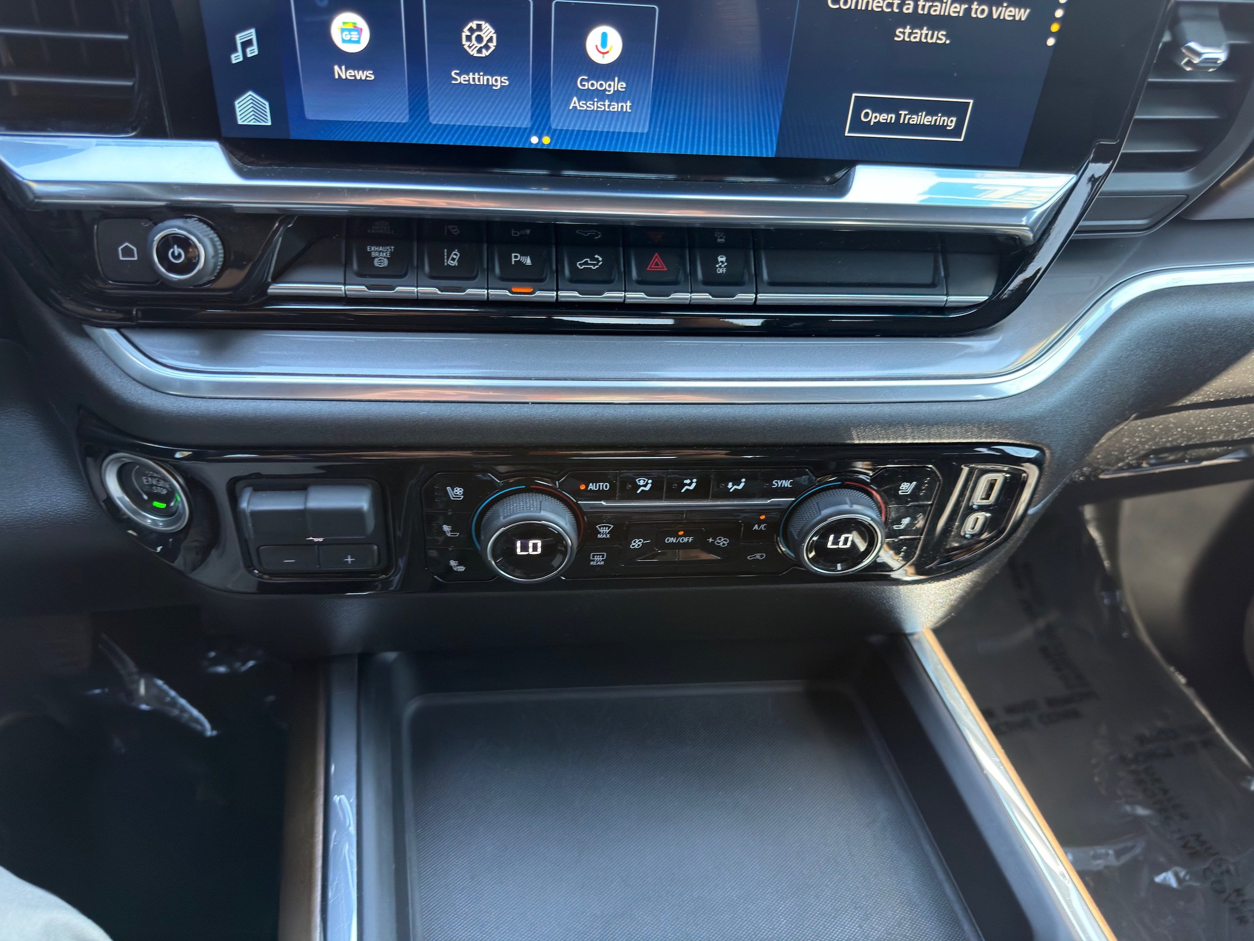 Used 2024 Chevrolet Silverado 2500 High Country AWD/4WD image 39