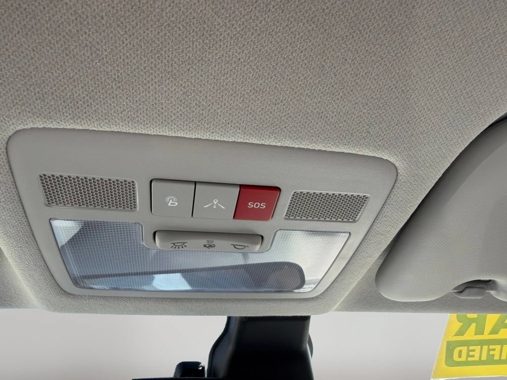 New 2025 Hyundai Venue Limited FWD image 20
