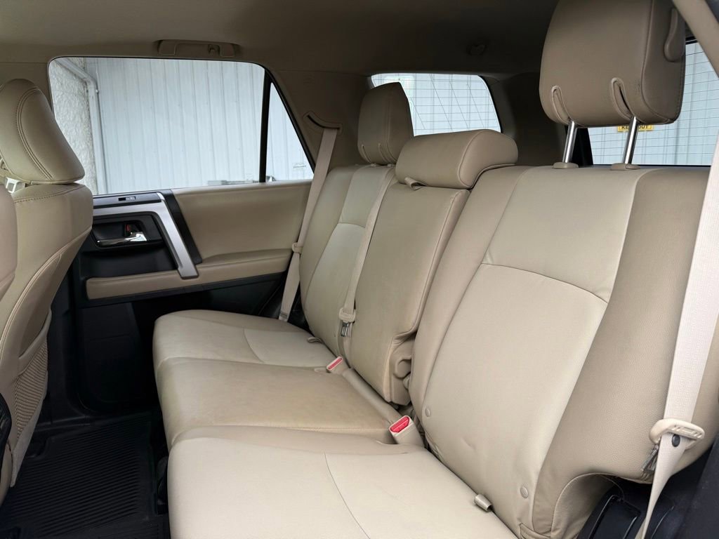 Used 2019 Toyota 4Runner SR5 Premium image 15