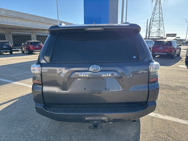 Used 2016 Toyota 4Runner image 3