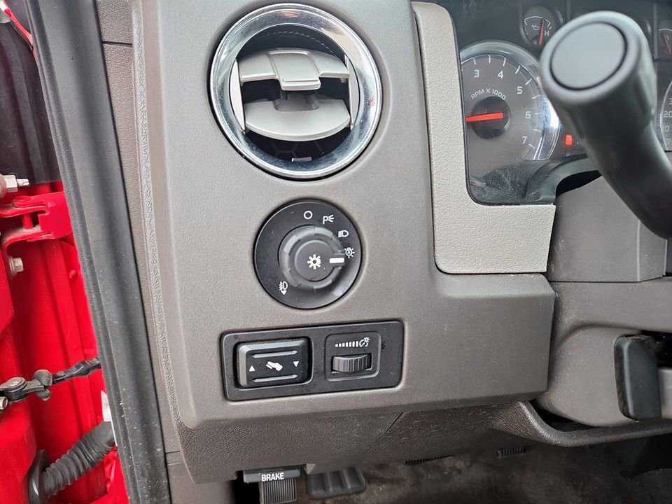 Used 2010 Ford F150 XLT image 19