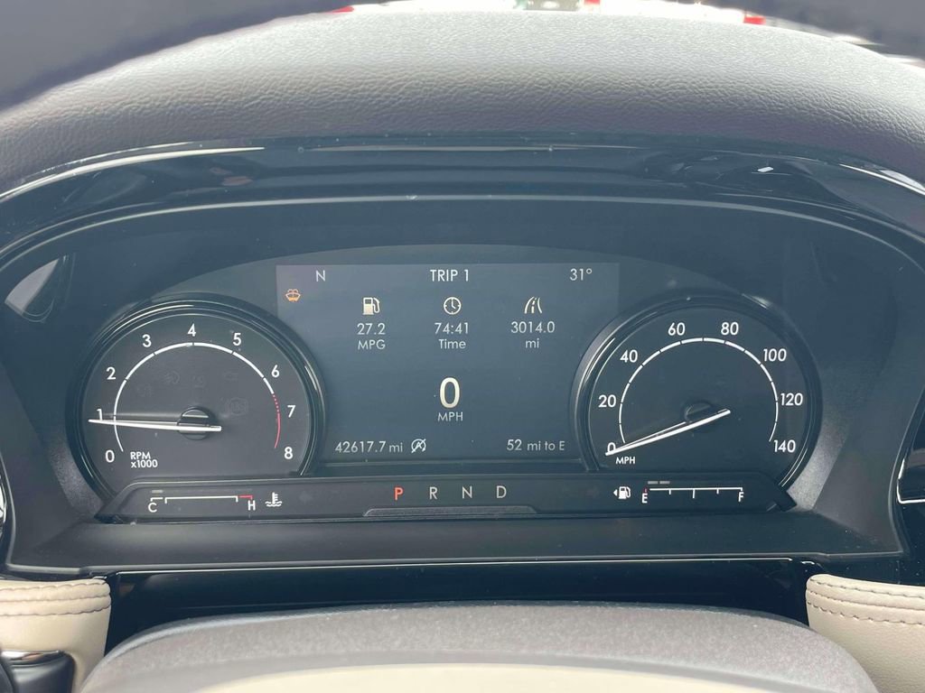 Used 2022 Lincoln Corsair AWD w/ Equipment Group 101A image 24