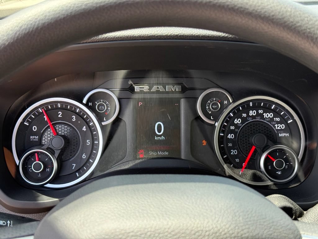 New 2026 RAM 3500 Tradesman AWD/4WD image 17